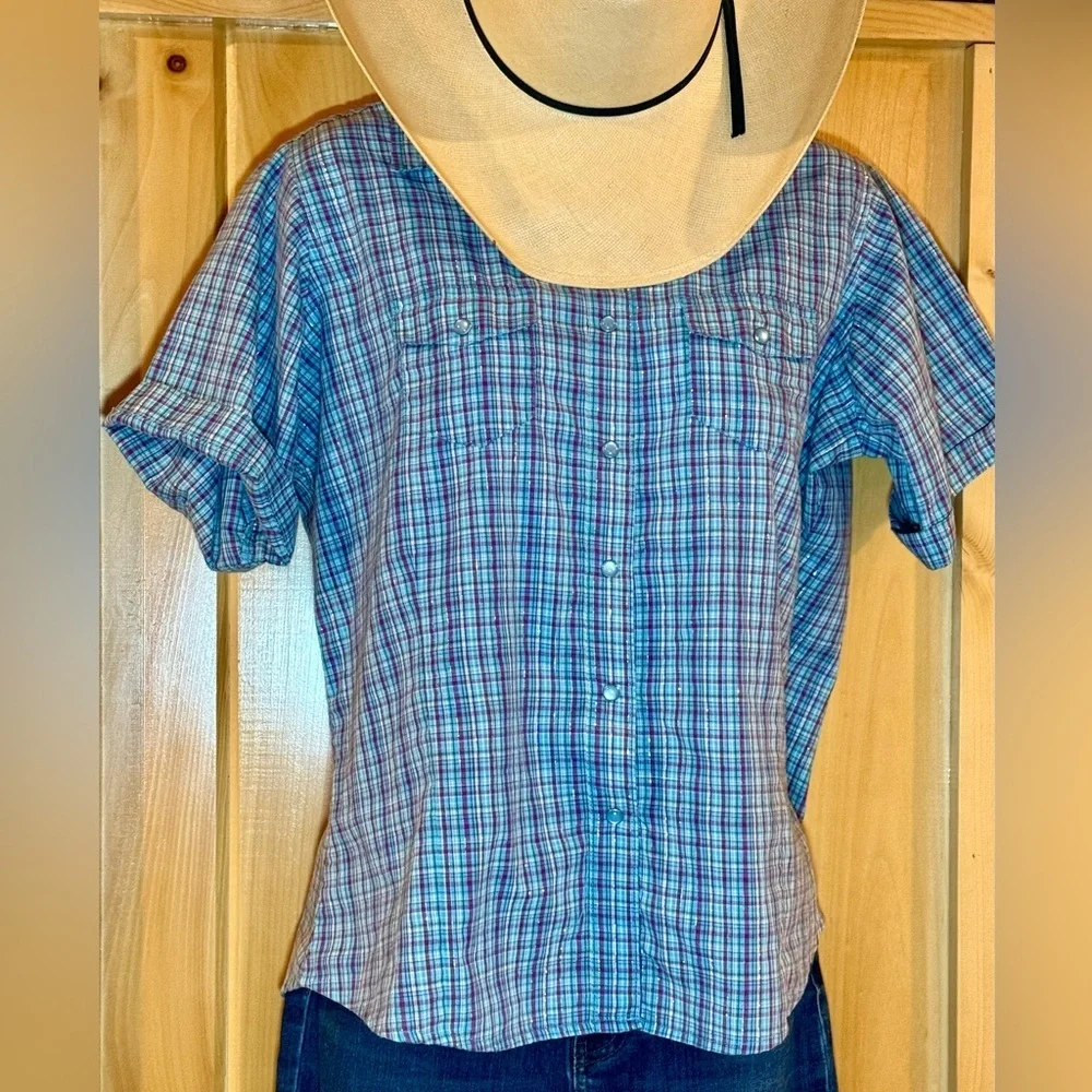 Wrangler Turquoise and Purple Plaid Pearl Snap Shirt, ladies Large‎ 2 for $30